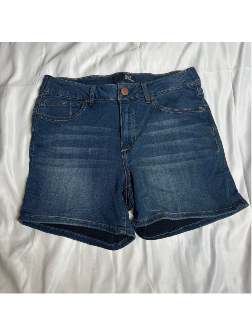 Women's 1822 Denim Jean Shorts Size 12 Blue